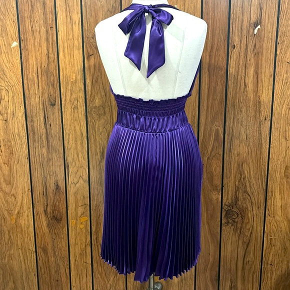 Purple Halter Dress with Rhinestone Detail Women’s size Medium - Picture 4 of 5